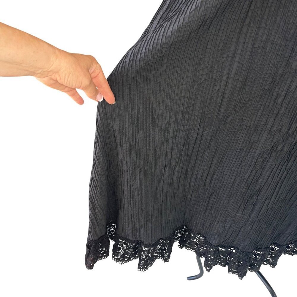 Vintage Womens Dress Size Large Black Pintuck Crochet Lace Trim Bohemia - Picture 6 of 10